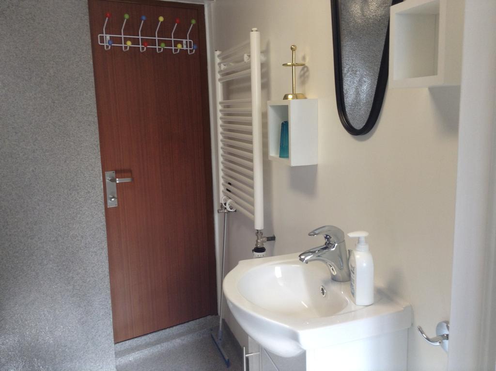 Felicia'S Flat Lägenhet Reykjavík Exteriör bild