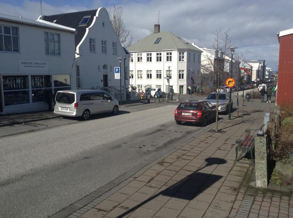 Felicia'S Flat Lägenhet Reykjavík Exteriör bild