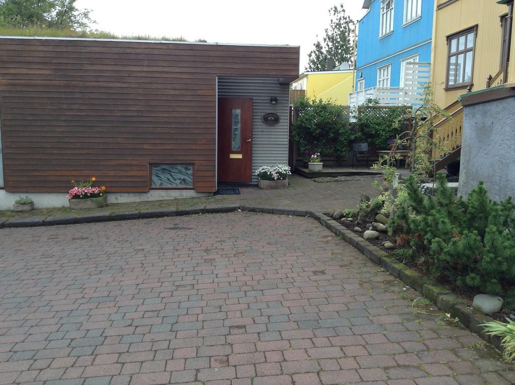 Felicia'S Flat Lägenhet Reykjavík Exteriör bild